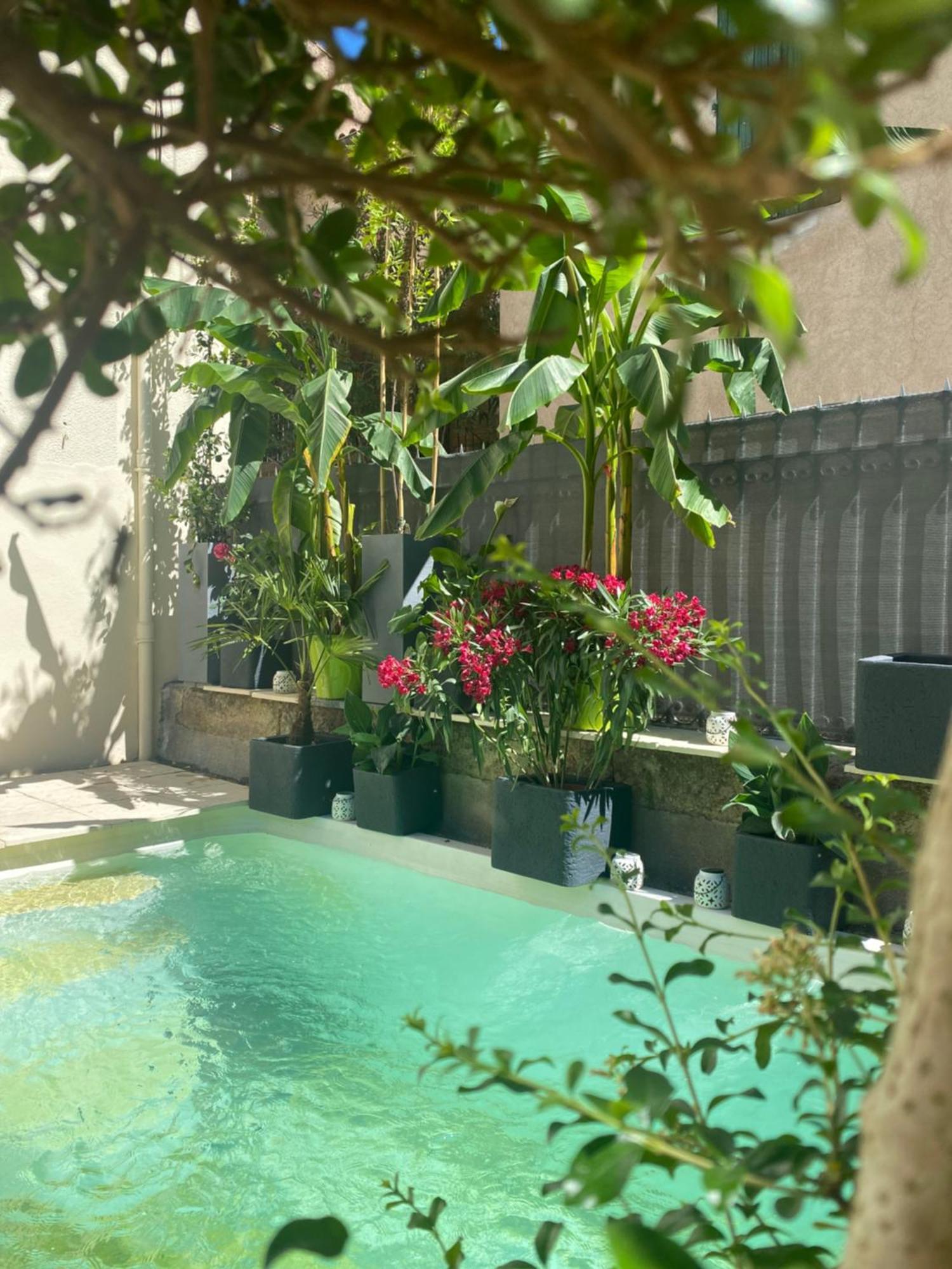 Le Jardin Hotel Aspiran Luaran gambar